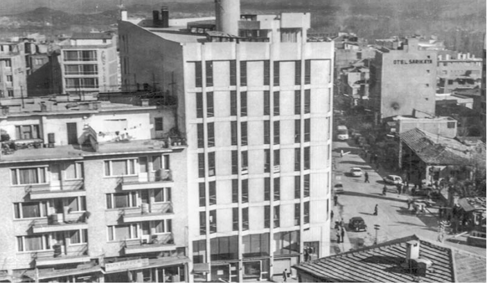 Denizli'nin tarihi şehir merkezinden bir arşiv fotoğrafı